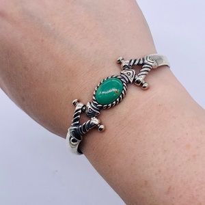 EUC Vintage 925 Sterling Silver Green Turquoise Toggle Bracelet